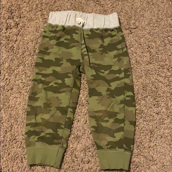 Carter’s Outfit - Picture 3 of 4